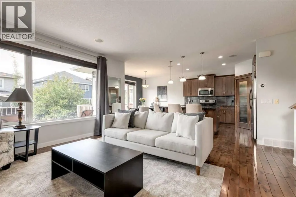2699 Ravenslea Gardens SE