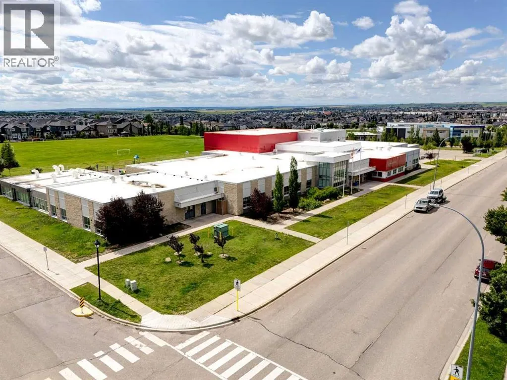 2699 Ravenslea Gardens SE