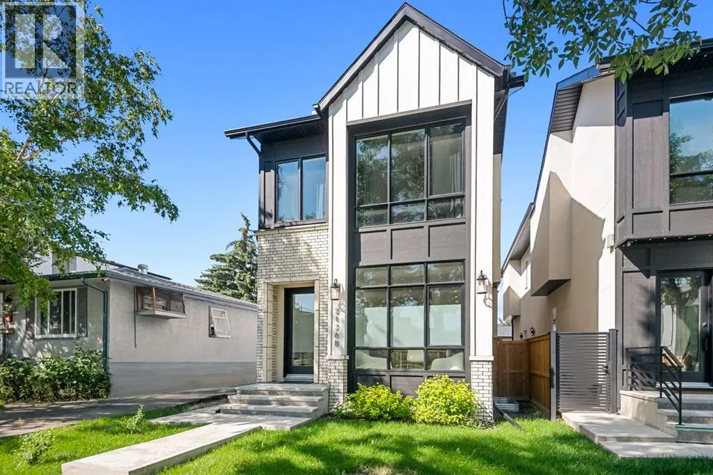 2126B 52 Avenue SW