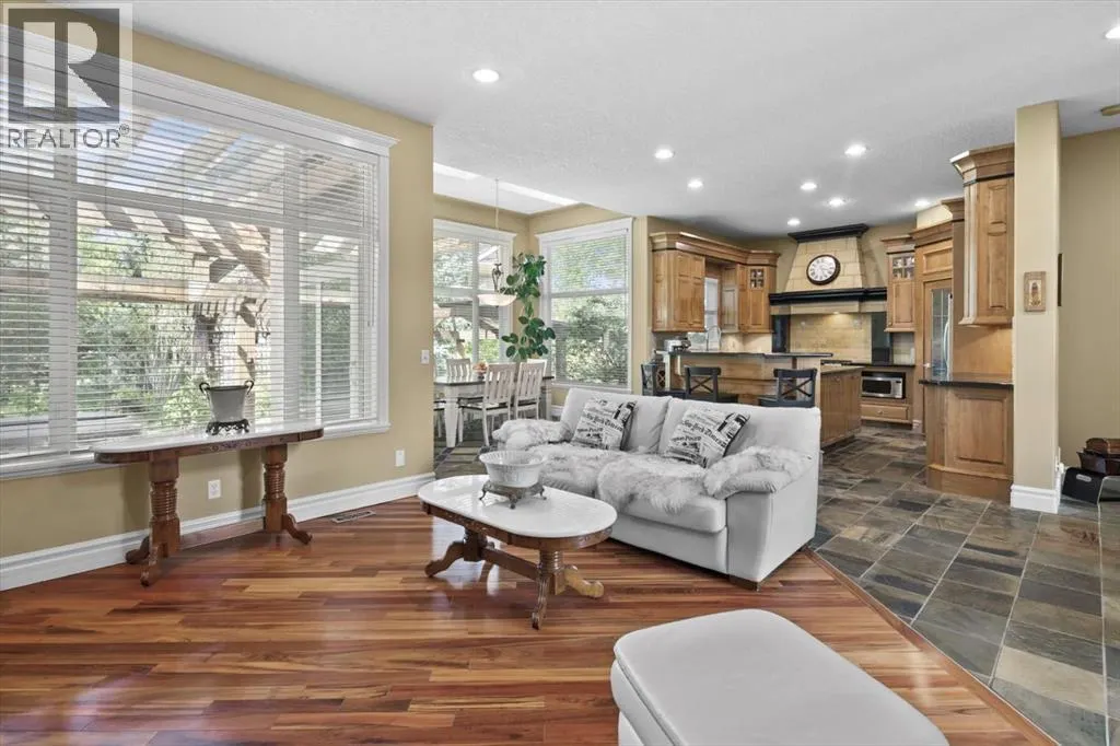 45 Royal Terrace NW