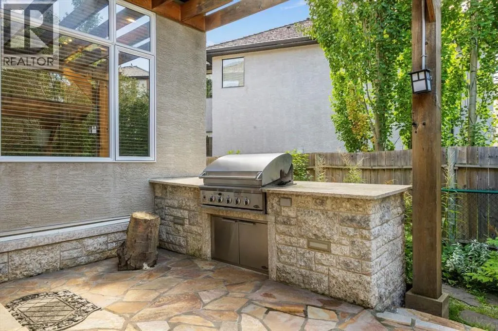 45 Royal Terrace NW
