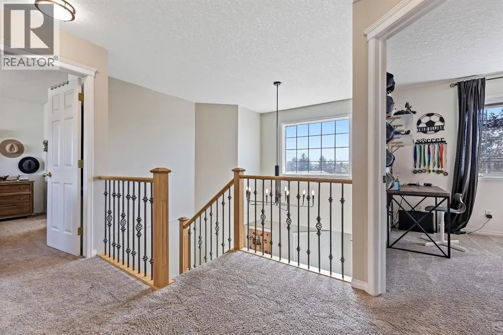 44 Cimarron Crescent