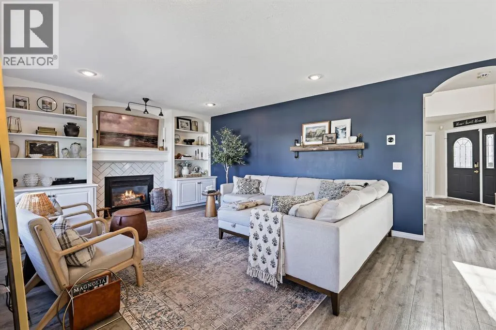 44 Cimarron Crescent