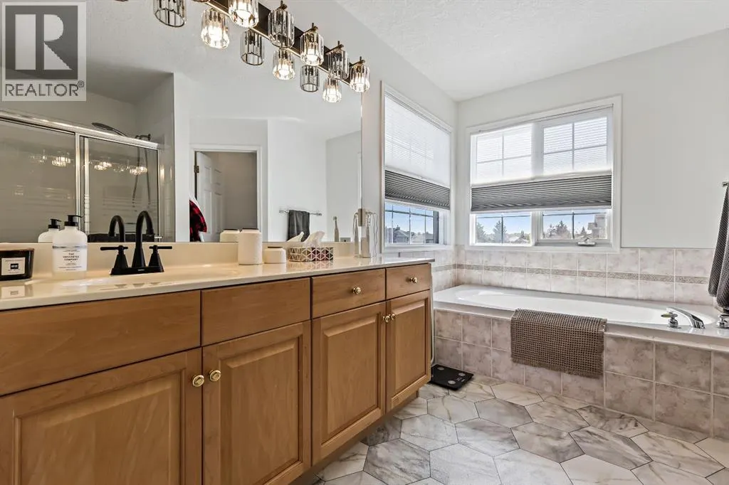 44 Cimarron Crescent