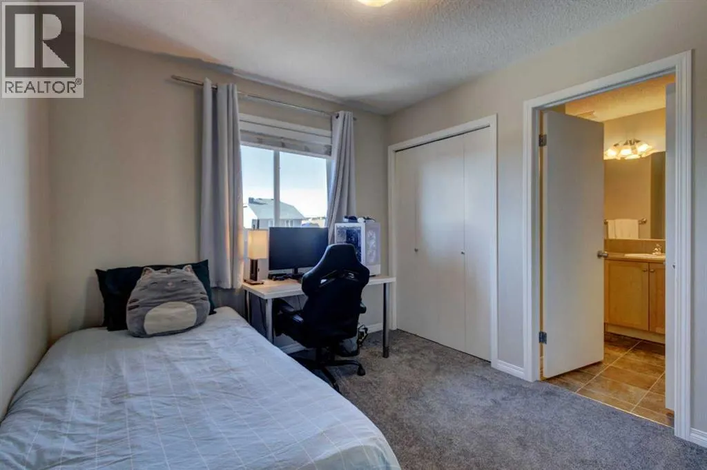 2062 New Brighton Gardens SE