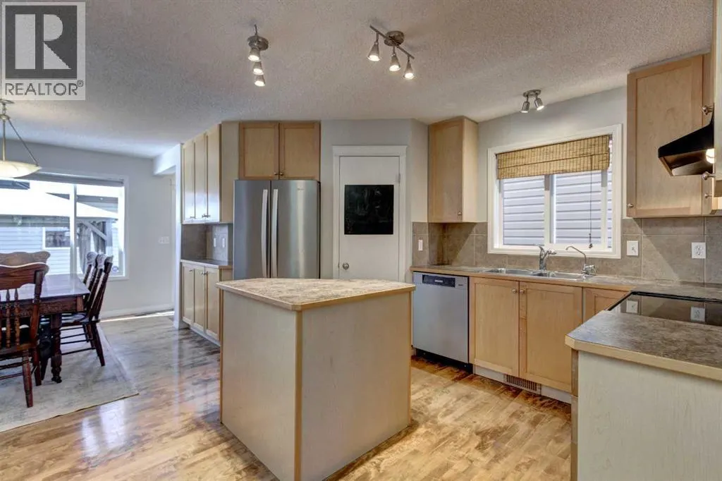 2062 New Brighton Gardens SE