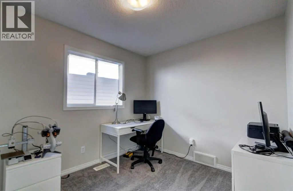 2062 New Brighton Gardens SE