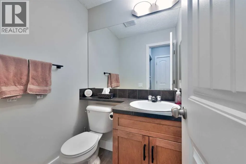8, 301 Village Mews SW