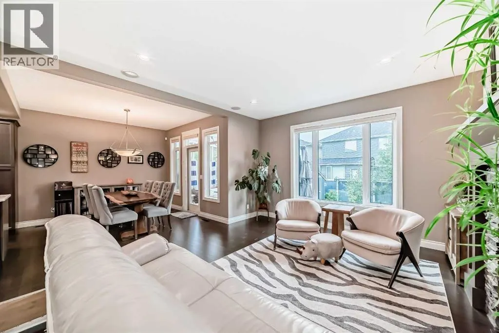 2695 Ravenslea Gardens SE