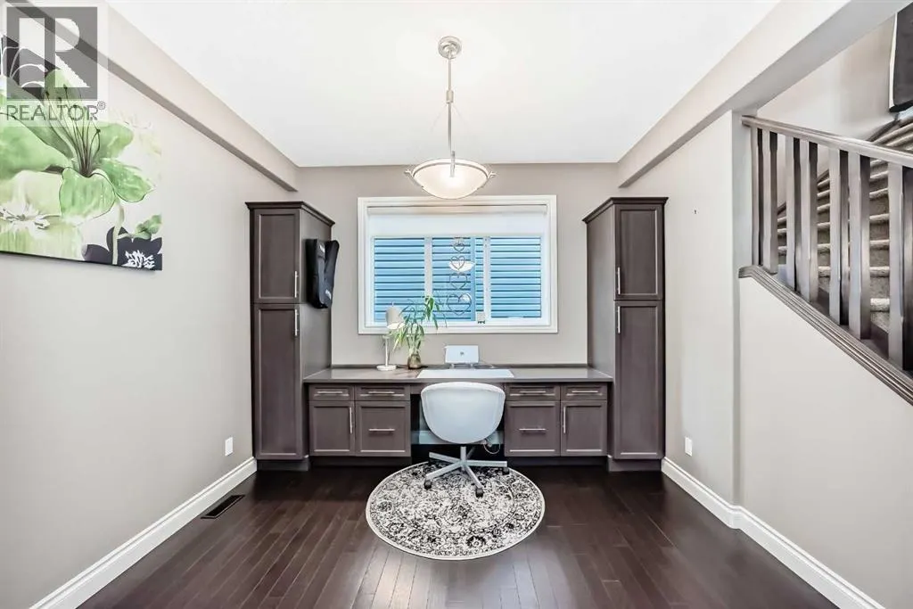 2695 Ravenslea Gardens SE
