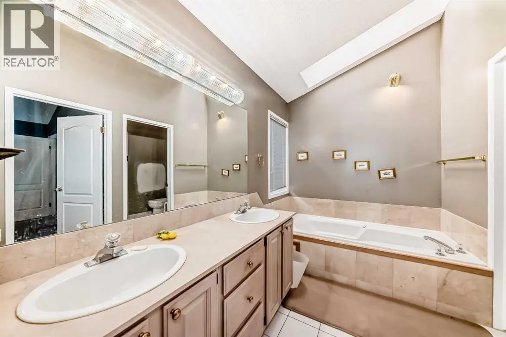 145 Edgeview Road NW