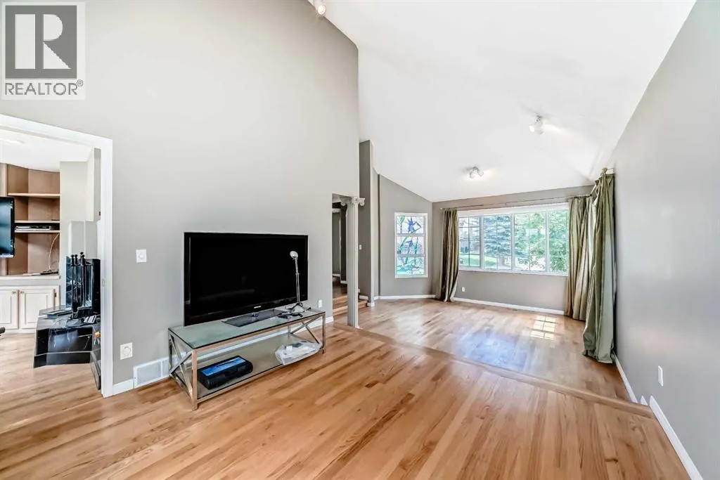 145 Edgeview Road NW