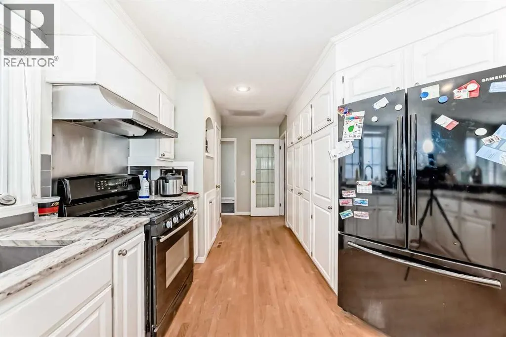 145 Edgeview Road NW