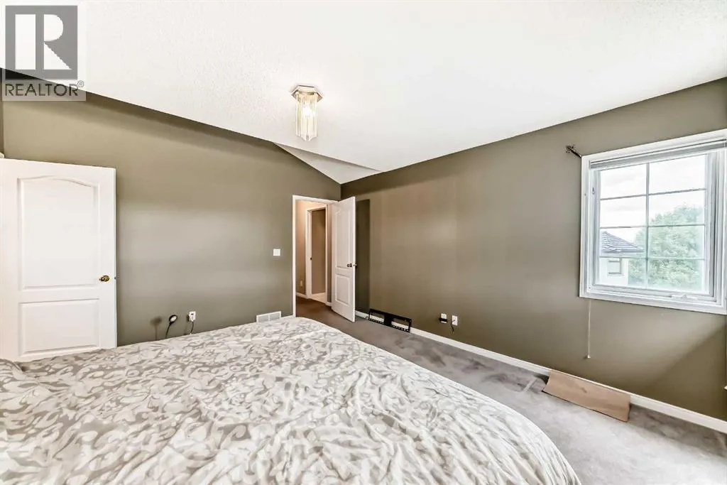 145 Edgeview Road NW