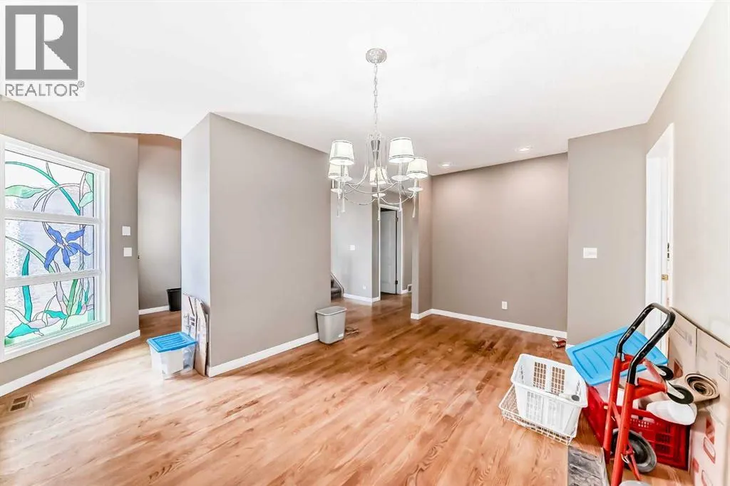 145 Edgeview Road NW