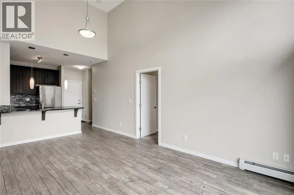 405, 402 MARQUIS Lane SE