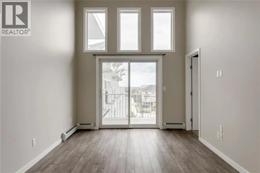405, 402 MARQUIS Lane SE