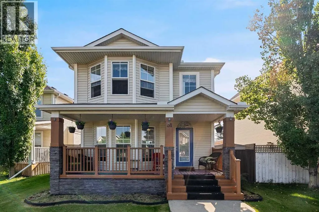 31 Inverness Grove SE
