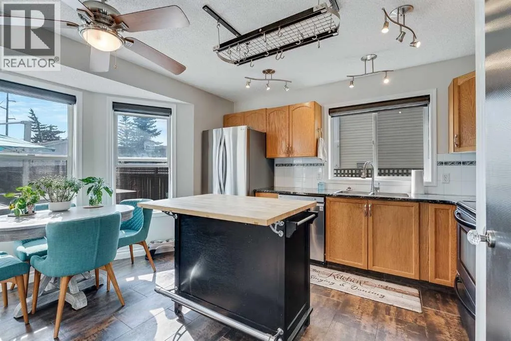 31 Inverness Grove SE