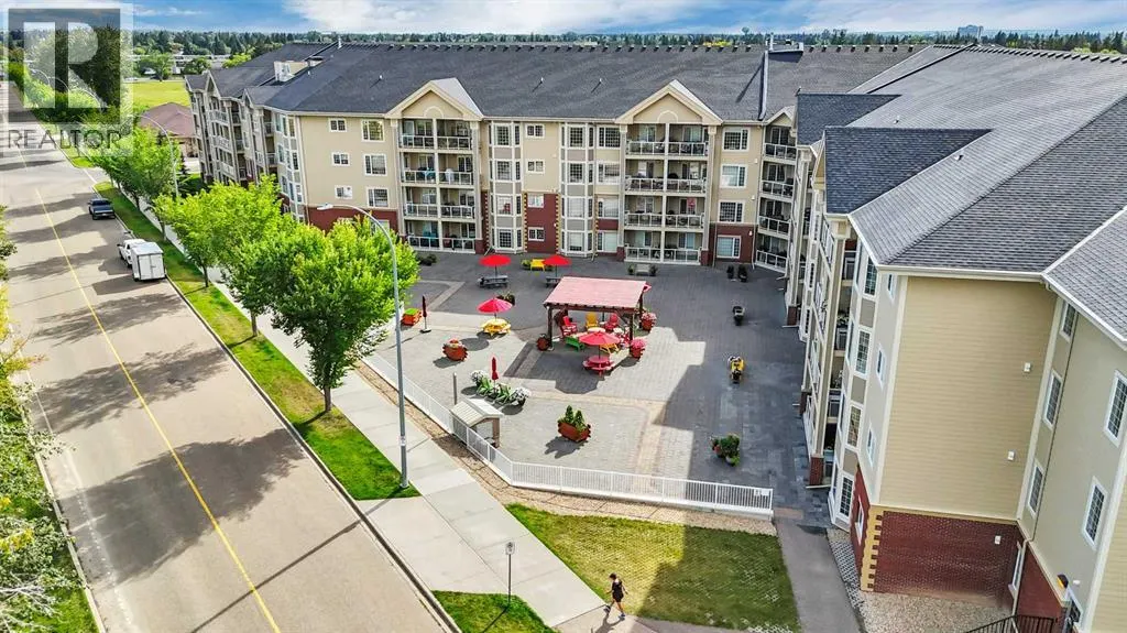 120, 6 Michener Boulevard