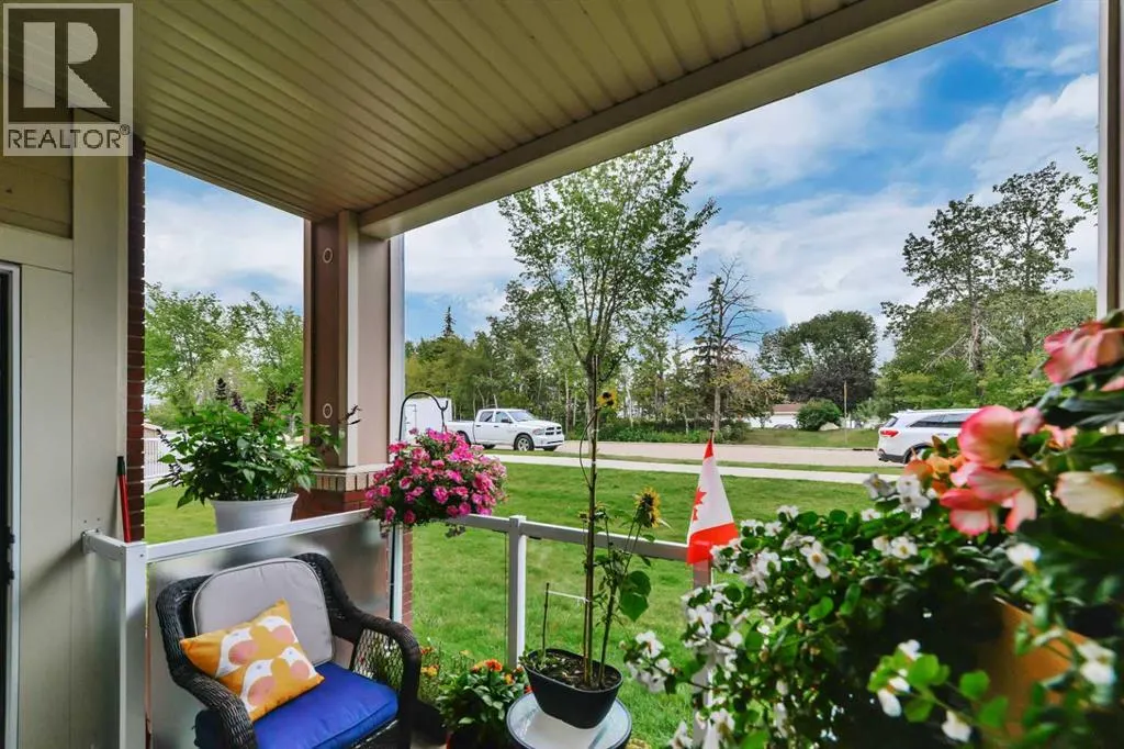 120, 6 Michener Boulevard