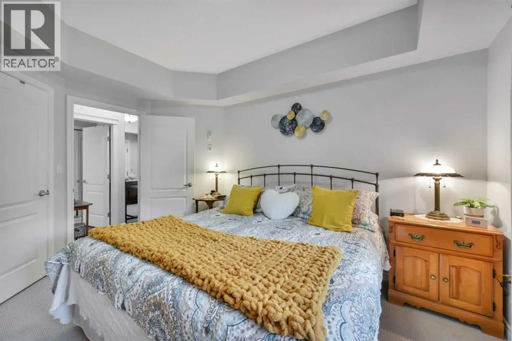 120, 6 Michener Boulevard