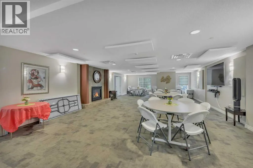 120, 6 Michener Boulevard