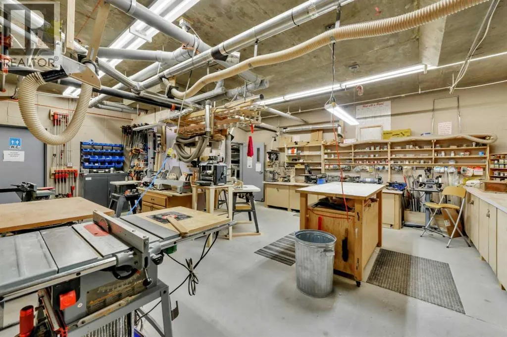 120, 6 Michener Boulevard
