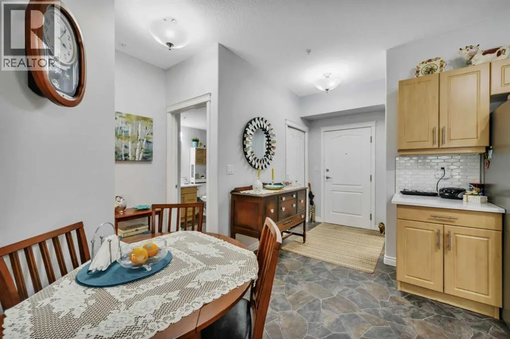 120, 6 Michener Boulevard