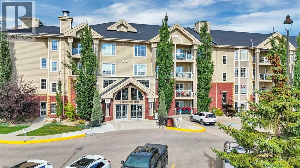 120, 6 Michener Boulevard
