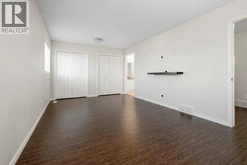 125 Bridleglen Manor SW