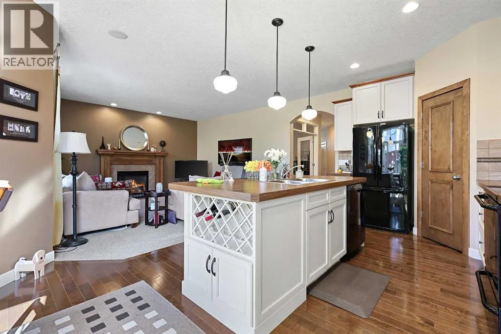 438 Cranston Drive SE