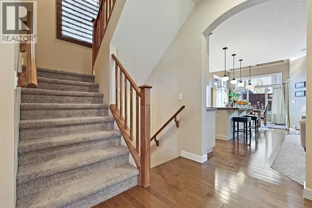 438 Cranston Drive SE