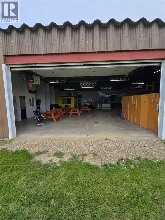 3, 1041 Hwy 54 Highway