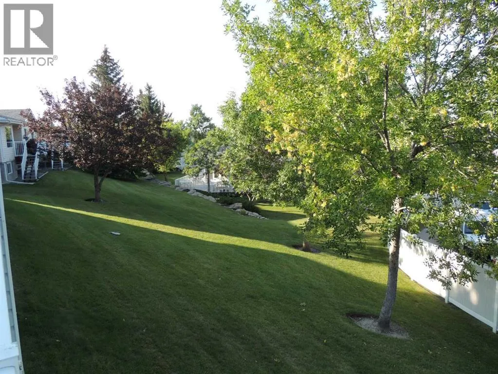 8 Macewan Park Heights NW