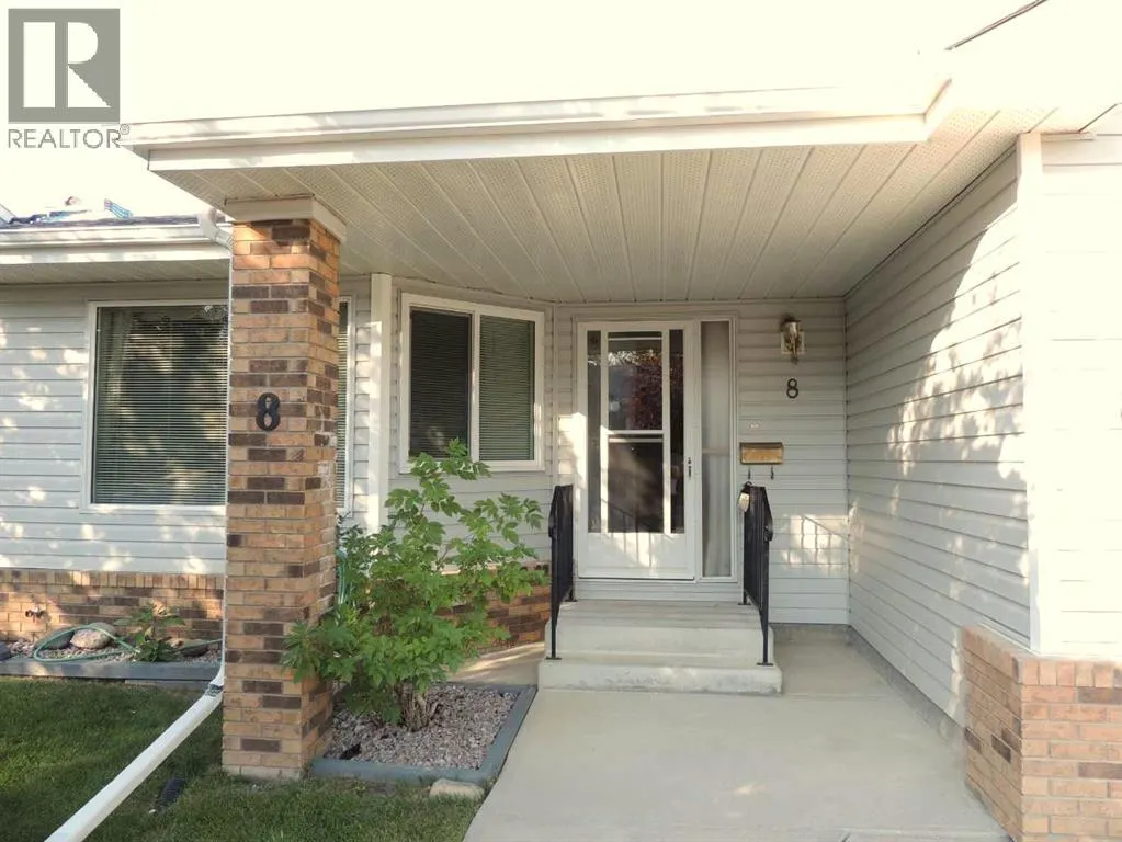 8 Macewan Park Heights NW