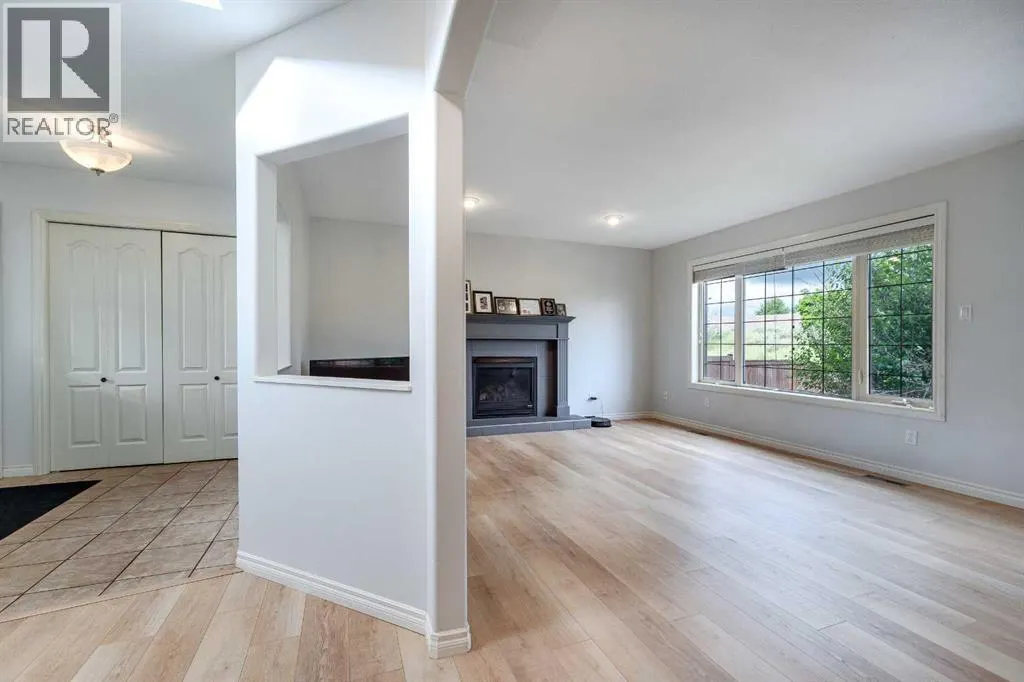 66 Jaspar Crescent