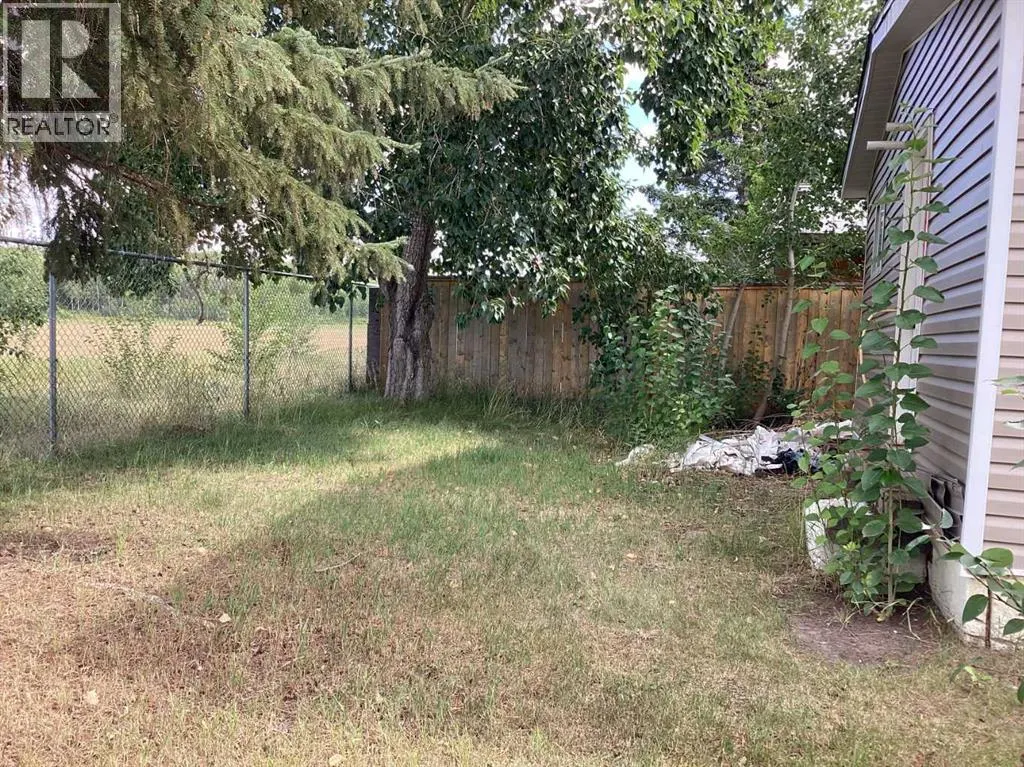 92, 600 14 Street