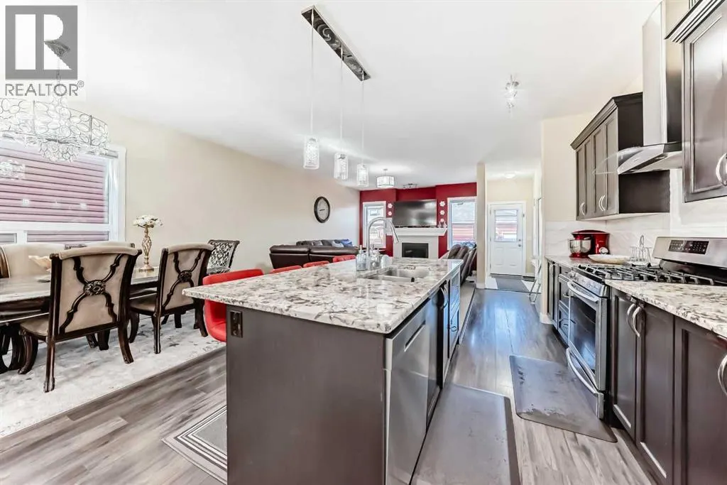 8 Red Sky Lane NE