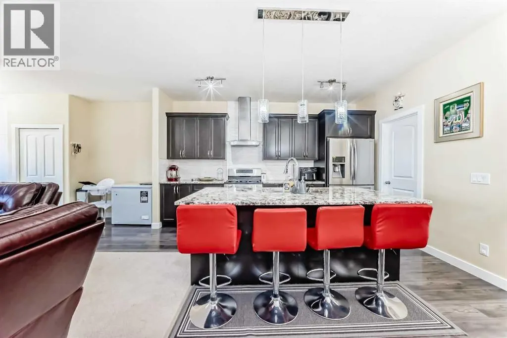 8 Red Sky Lane NE