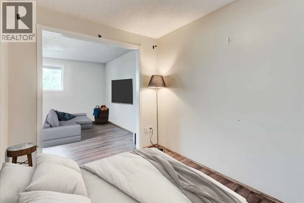 5 Fonda Drive SE