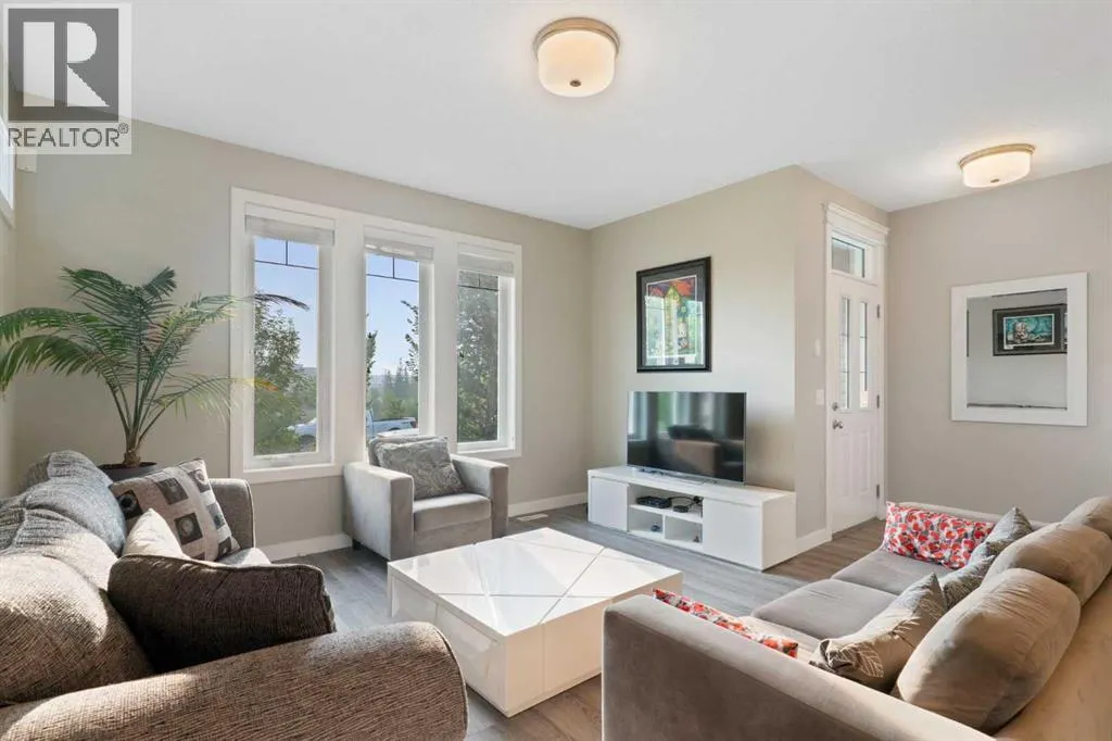 14 Willow Drive