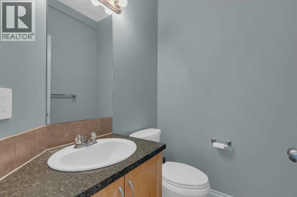 211 Strathaven Mews