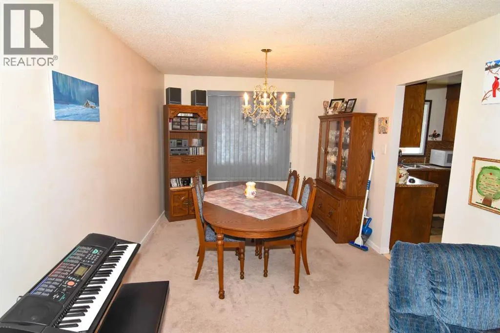 1356 Southdale Crescent SW