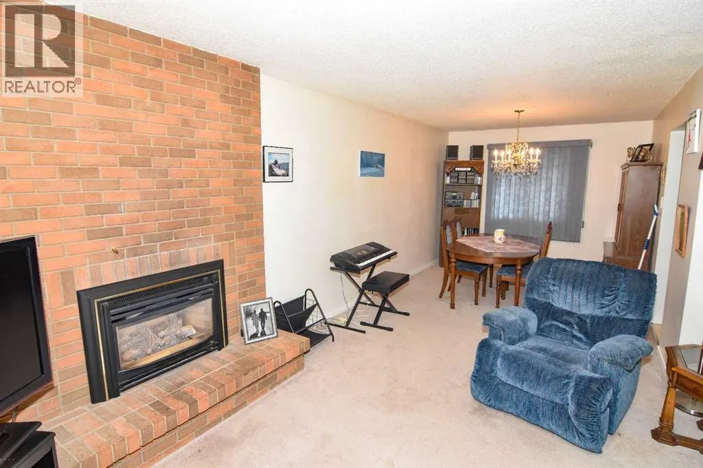 1356 Southdale Crescent SW