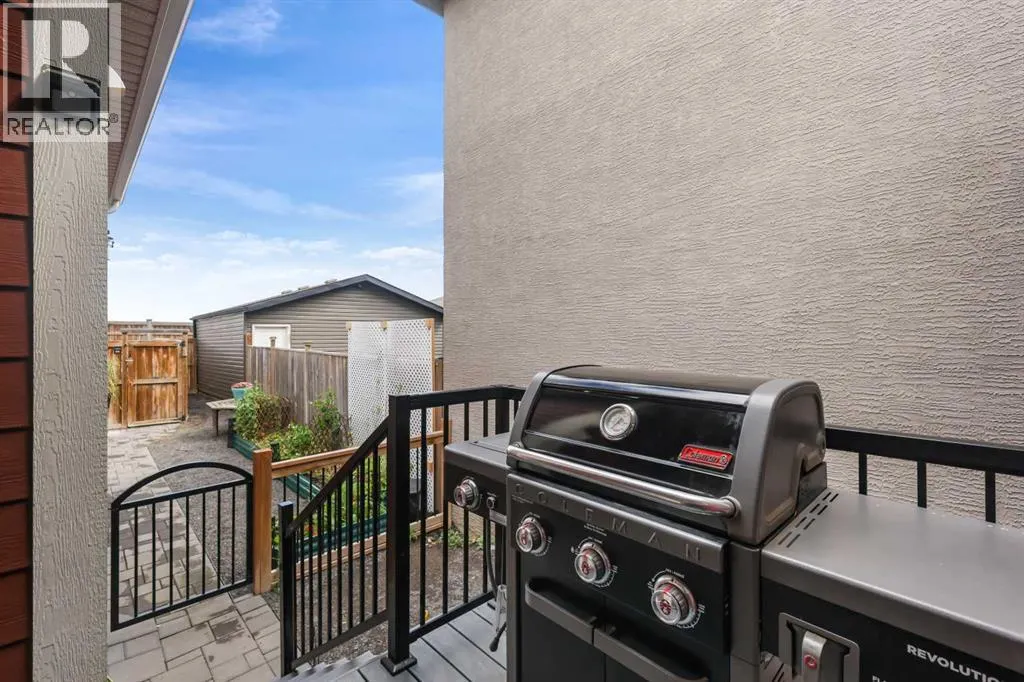 103 Masters Heights SE