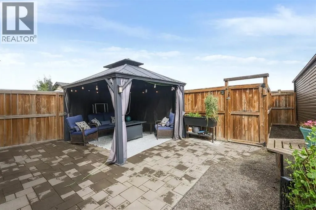 103 Masters Heights SE