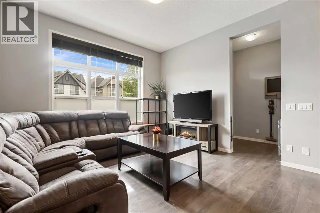 103 Masters Heights SE