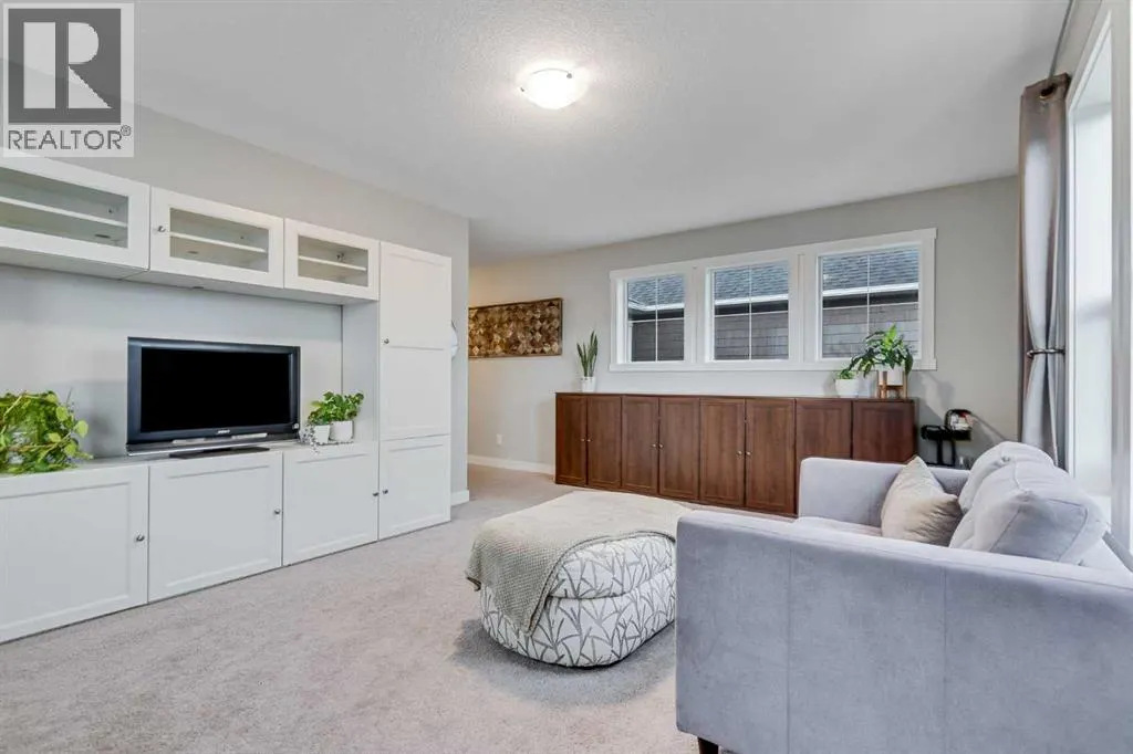 141 Williamstown Park NW