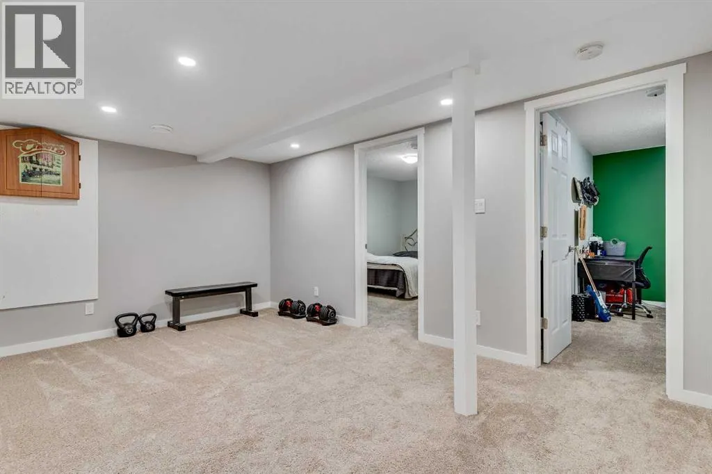 141 Williamstown Park NW
